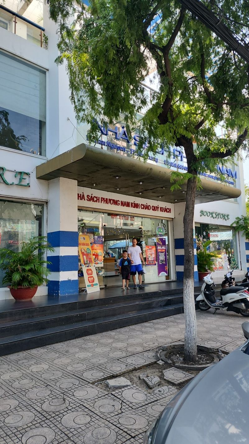 Nhà sách Phương Nam