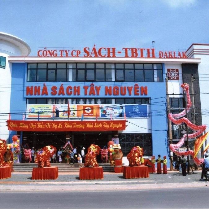 Nhà Sách Tây Nguyên