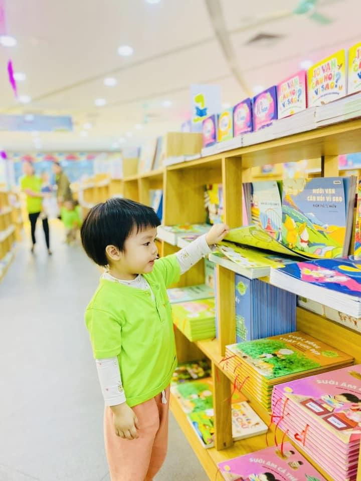 Nhà Sách Tiến Thọ