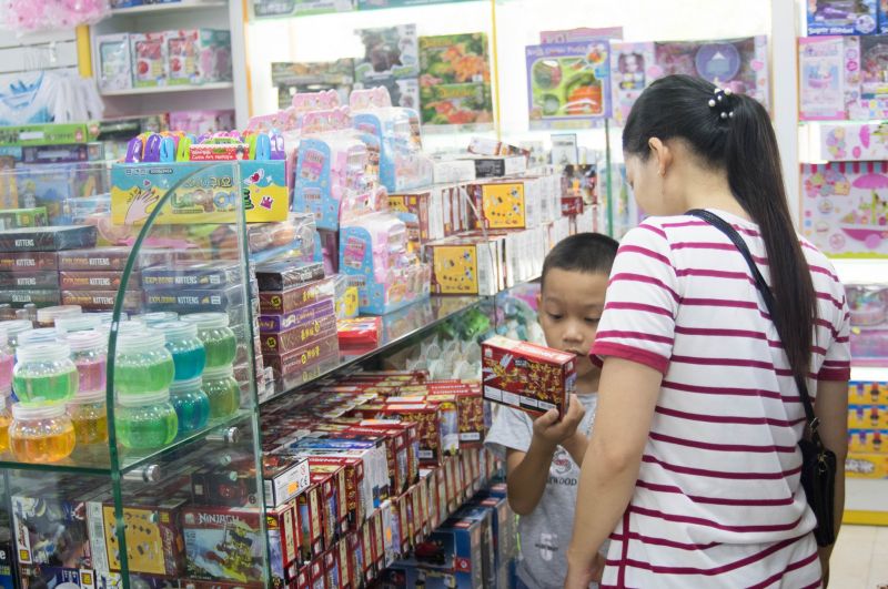 Nhà sách Việt Lý