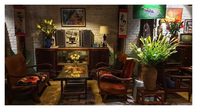 Nhà sàn Art Cafe