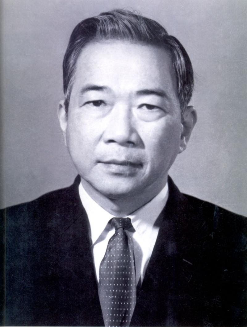 Nhà thơ Tố Hữu