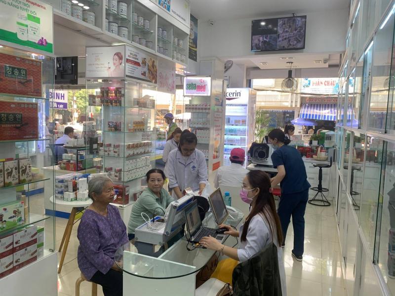 Nhà thuốc Hòa Bình