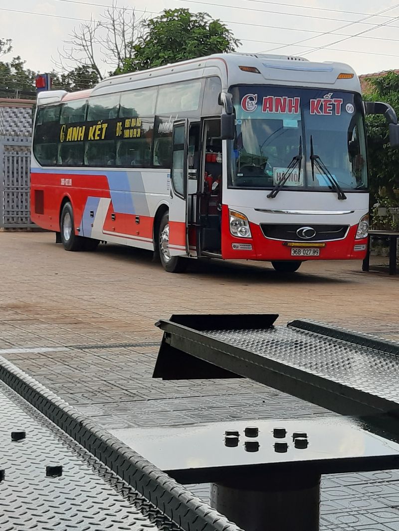Nhà xe Anh Kết