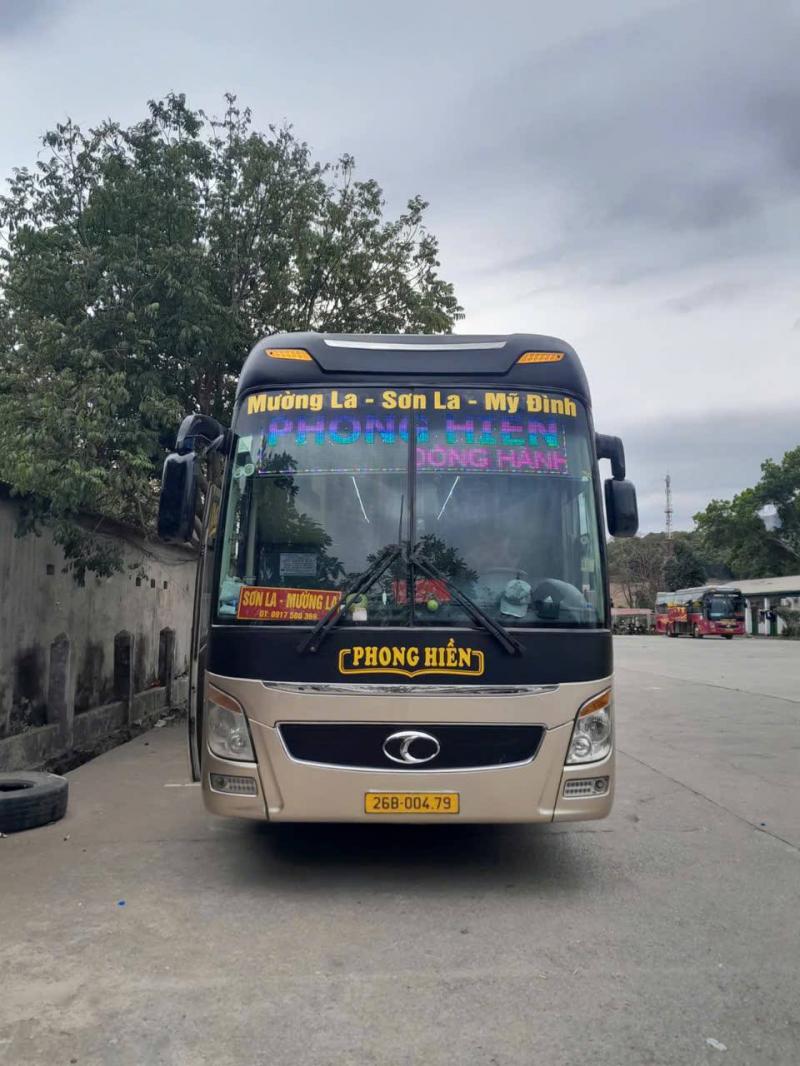 Nhà xe Phong Hiền