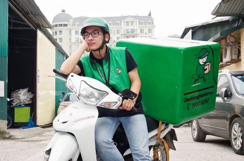 Giao hàng là công việc làm thêm phù với nam giới