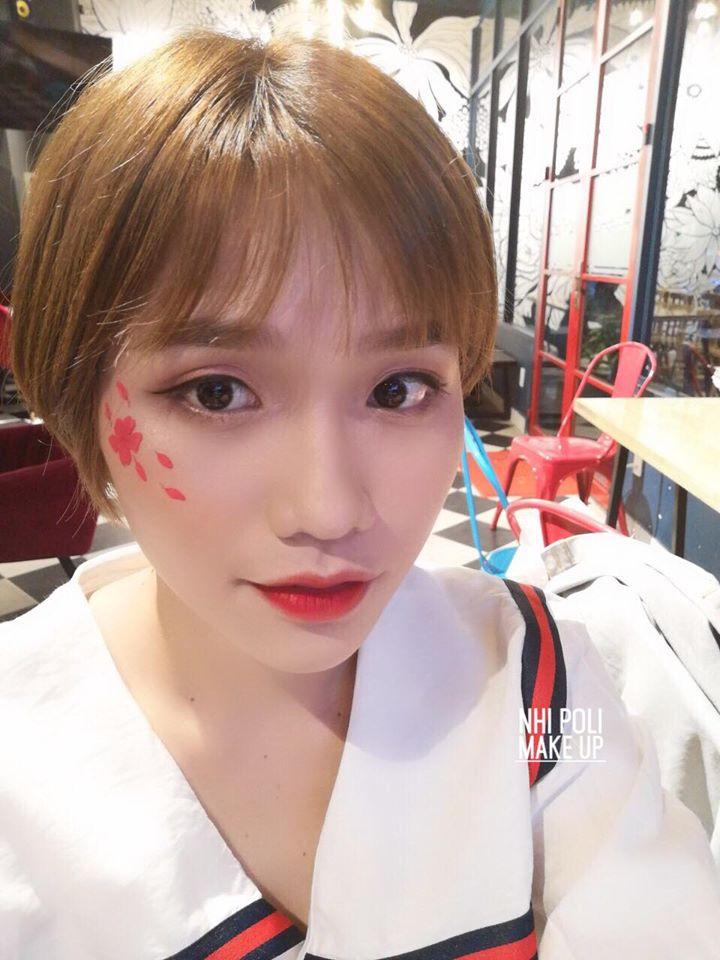 NHI POLI MAKE UP