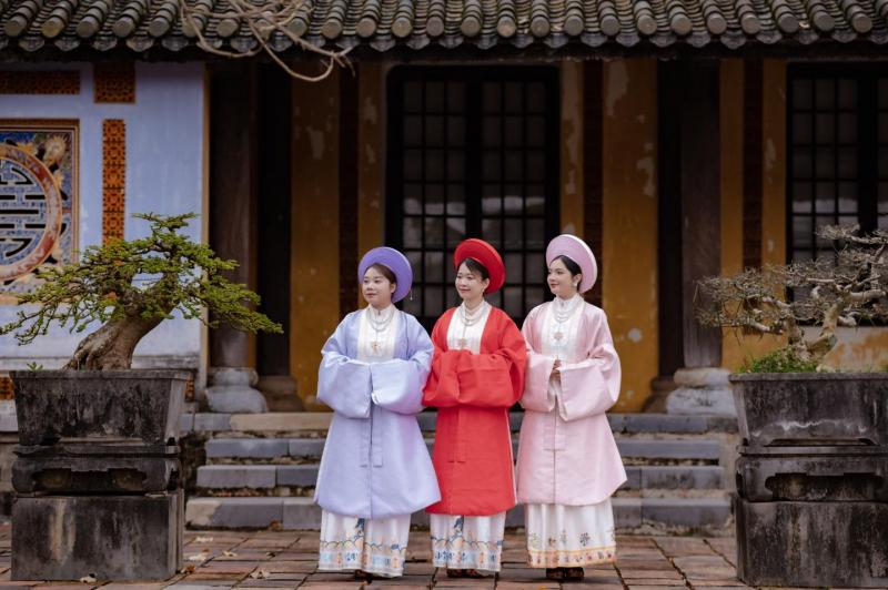 NhiNhi - Cho thuê áo dài, cổ phục ở Huế