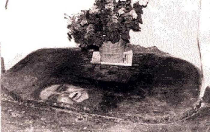 Những khuôn mặt ở thị trấn Bélmez de la Moraleda