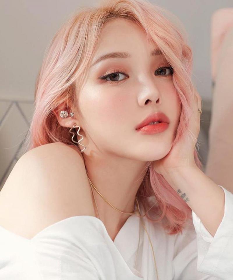 Nhung Sweet Make- Up
