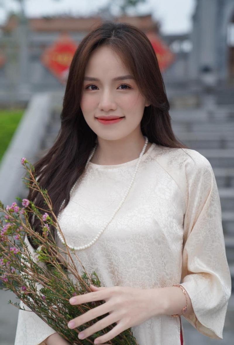 Nhung Thị