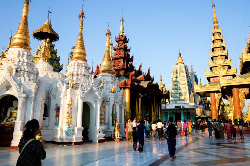 Khí hậu ở Myanmar có 3 mùa.