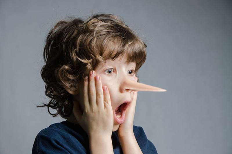 Nói dối trẻ