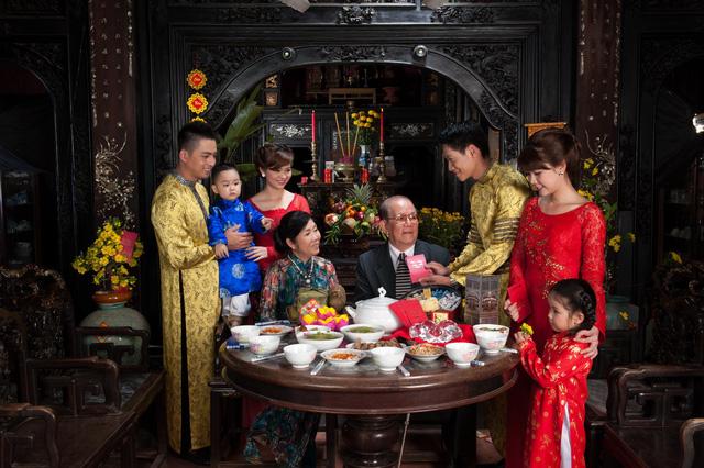 Nói lời cảm ơn và xin lỗi cuối năm với cha mẹ