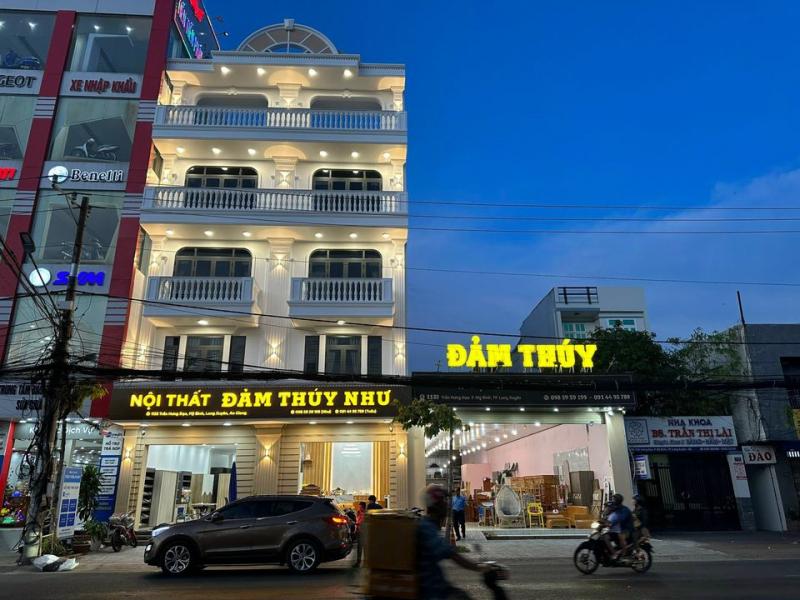 Nội thất Đảm Thuý Như
