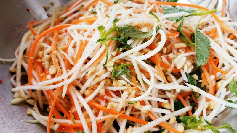 Nộm đu đủ