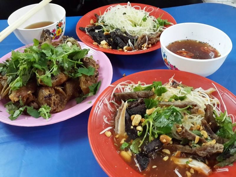 Nộm Vân - Khu tập thể b3 Vĩnh Hồ