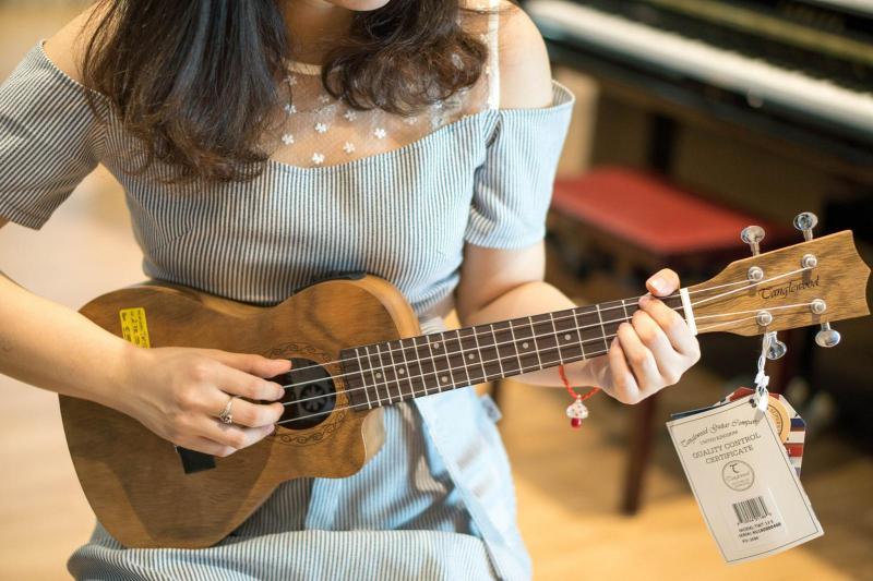 Nốt Trầm Music School