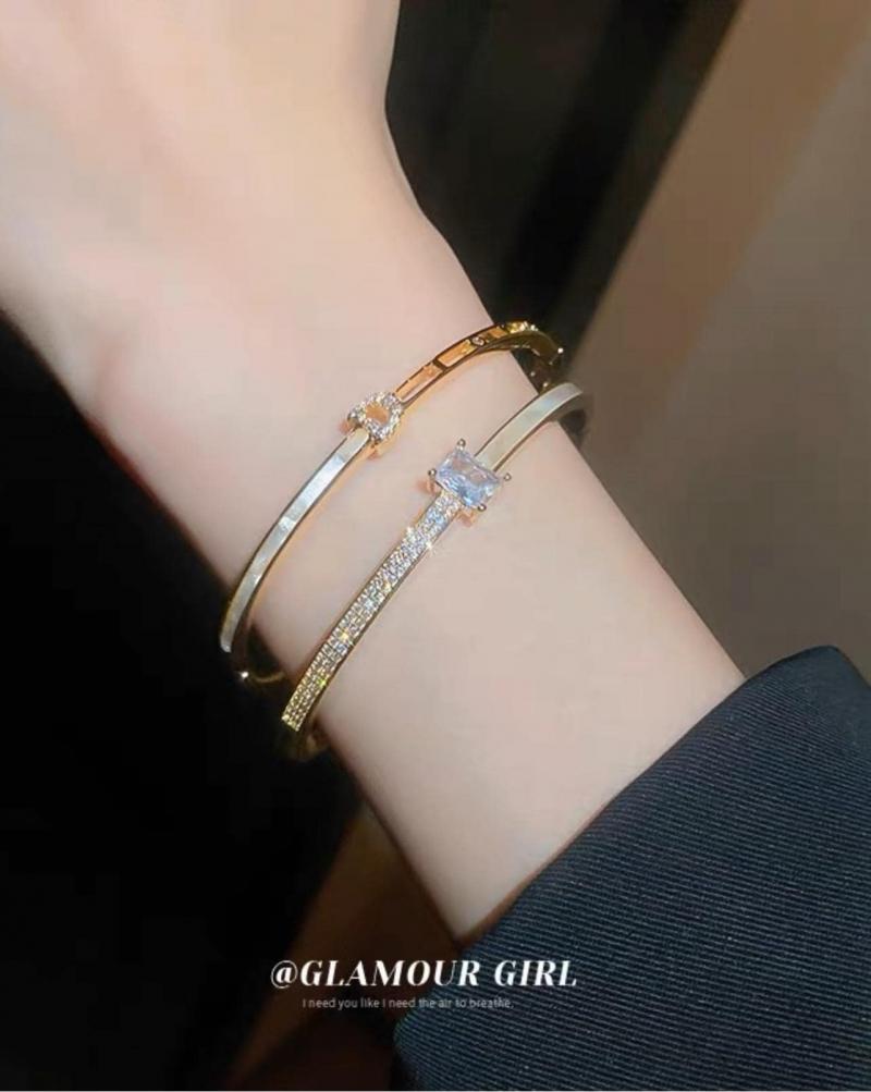 NOVI Accessories