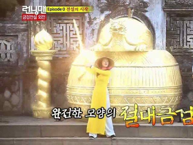 Song Ji Hyo giành được thanh gươm vàng trong tập quay tại Việt Nam