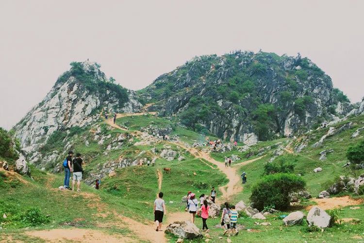 Núi Hàm Lợn