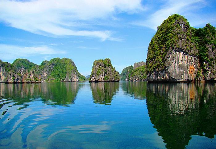 Núi Voi nhìn từ xa