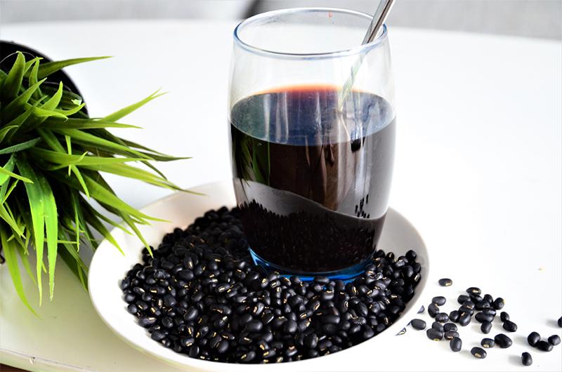 Nước đậu đen giải nhiệt