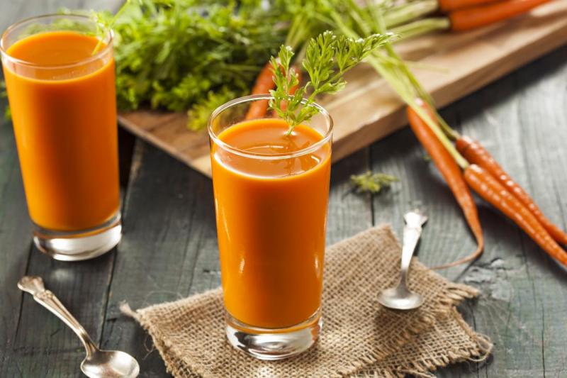 Nước ép cà rốt tươi
