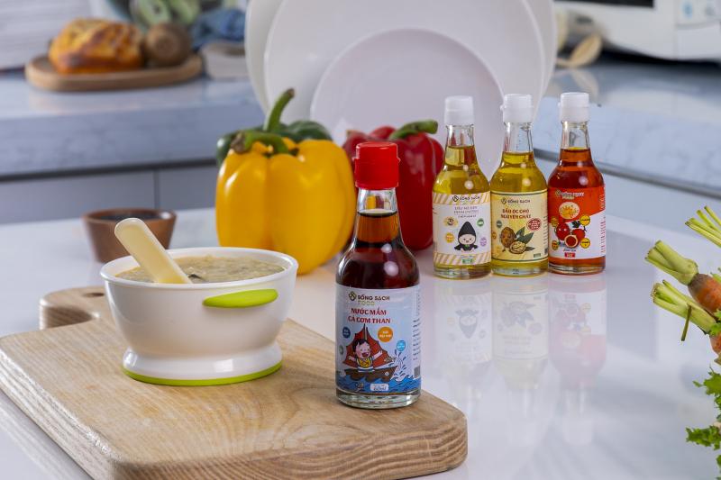 Nước mắm cá cơm than Sống Sạch Food