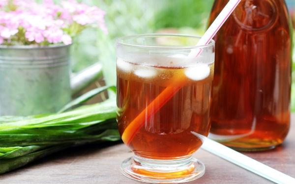Tuyệt đối không uống nước sâm cùng thuốc