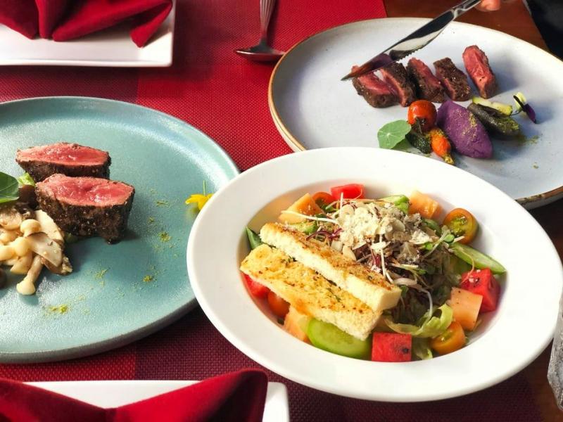 Ơ Bistro