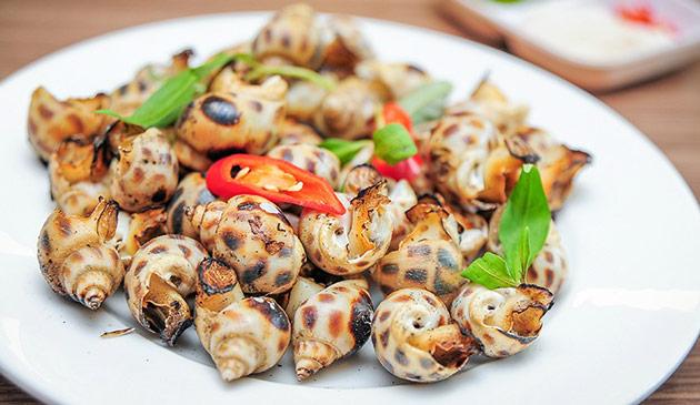 Ốc hương nướng mọi
