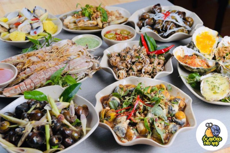 Ốc nướng tiểu khu