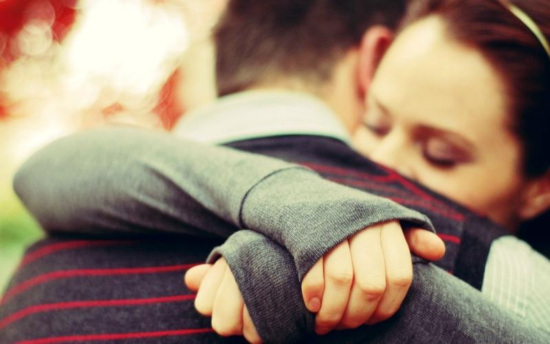 Bạn đừng quên làm những hành động lãng mạn với người mình yêu