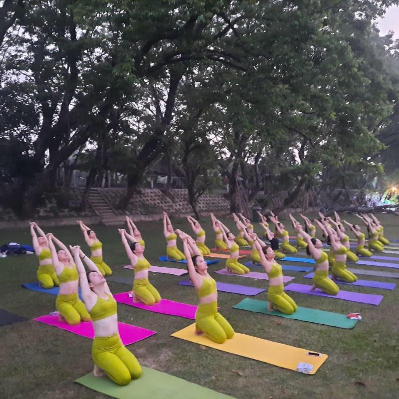Om Yoga Tam Kỳ