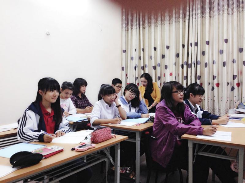 Thầy Quyết - Chuyên luyện thi THPT Quốc gia