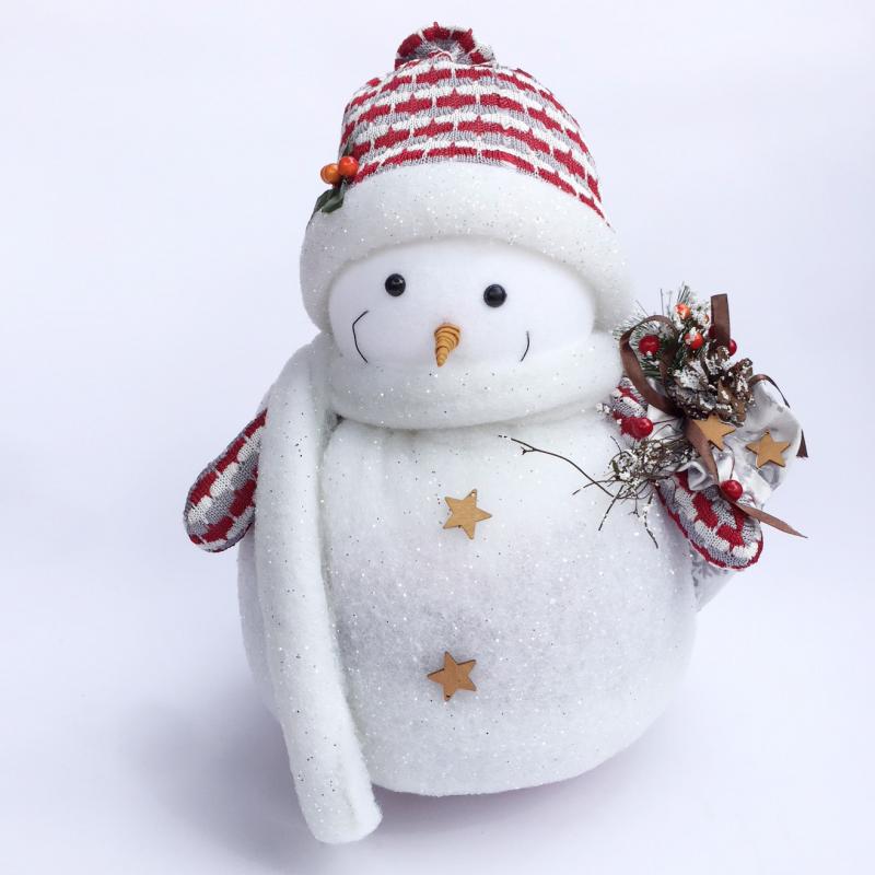 Ông già Noel không mặc đồ đỏ