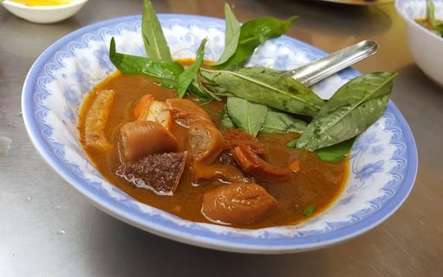 Phá Lấu Ngọc