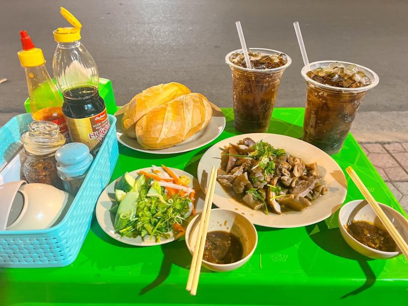 Phá Lấu Vinh Bụng Bự