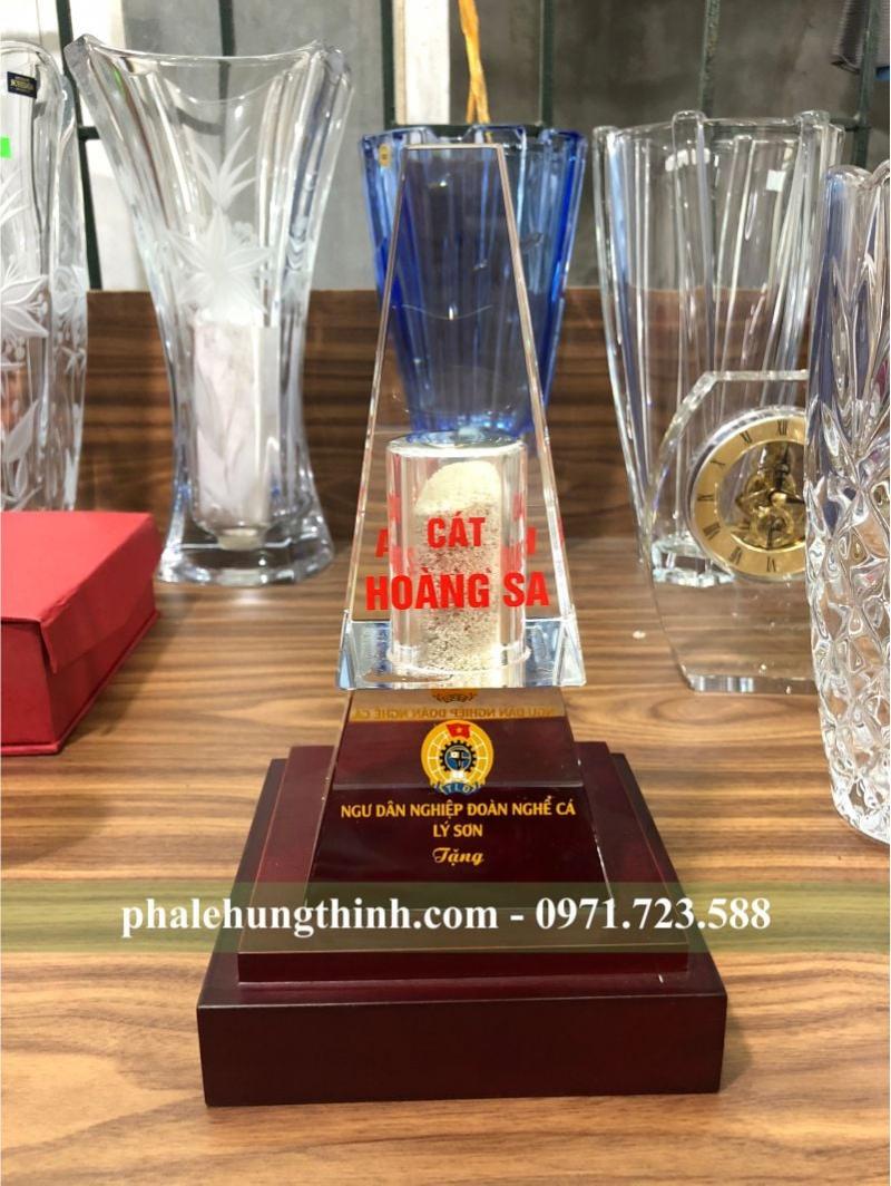 Pha lê Hưng Thịnh