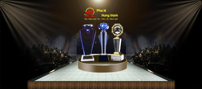 Pha lê Hưng Thịnh