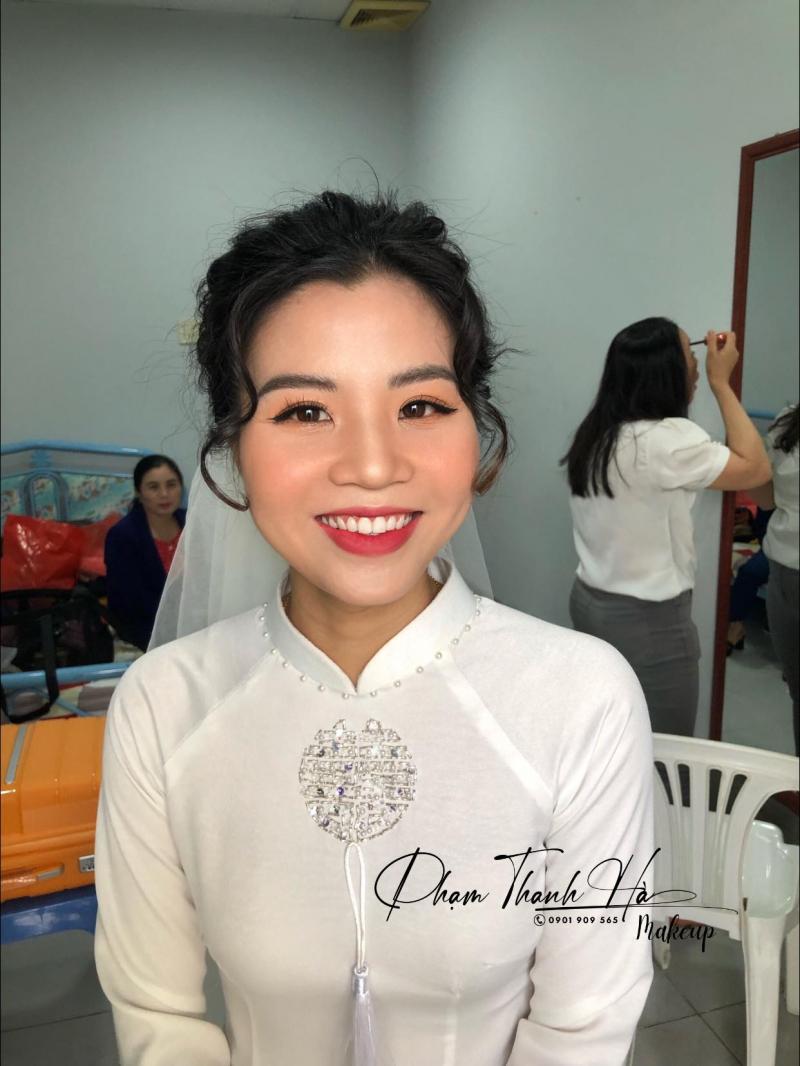 Phạm Hà Make Up (Hà Bridal)