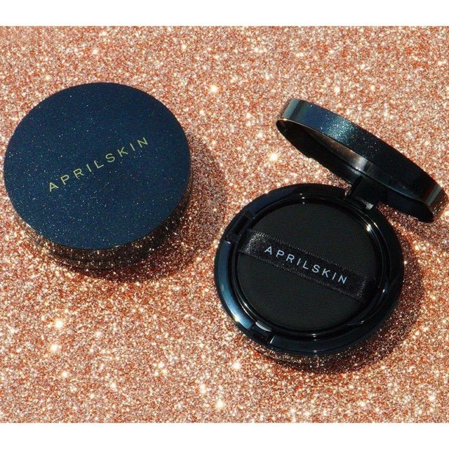 Phấn nước April Skin Black Magic Snow Cushion Galaxy Edition