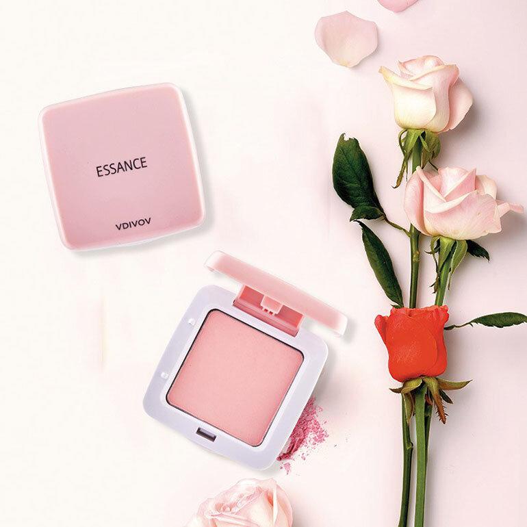 Phấn phủ mịn mượt Essance Silky Pact