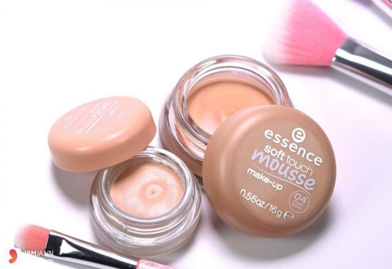 Phấn tươi Đức Essence Soft Touch Mousse Make-Up