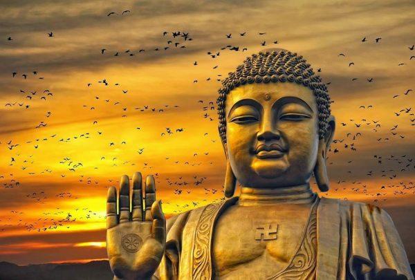 Phong tục làm con của Phật hay Thánh