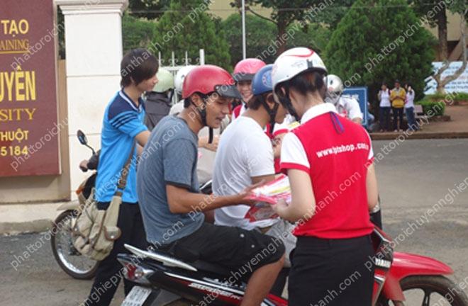 Phát Tờ Rơi Chuyên Nghiệp Quang Minh