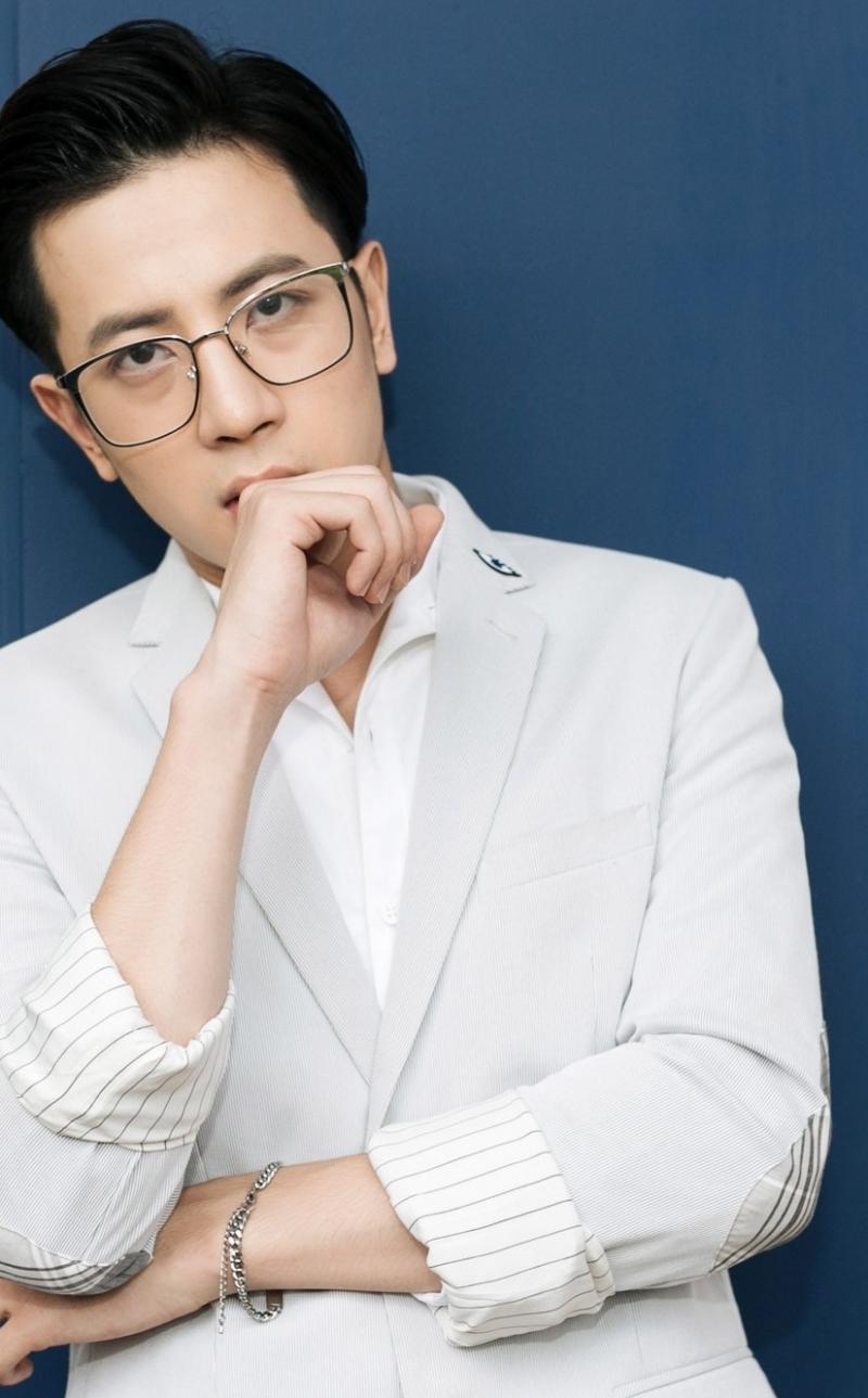 Phí Ngọc Hưng