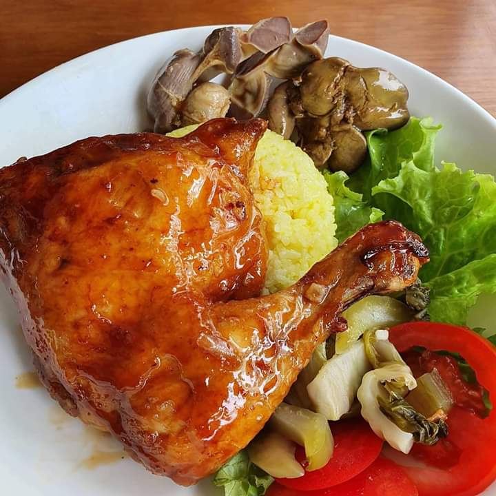 Cơm Gà Xối Mỡ 142