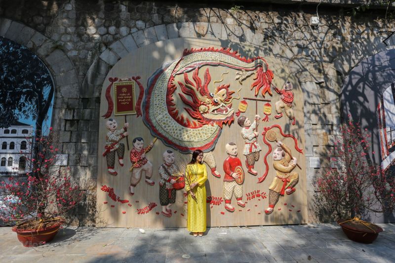 Phố Bích Họa Phùng Hưng